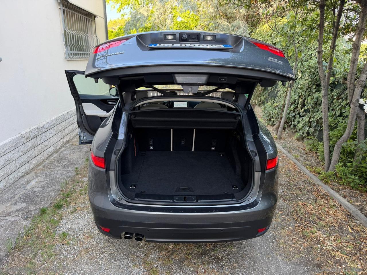 JAGUAR F-Pace 2.0 D 180 CV AWD aut. Prestige