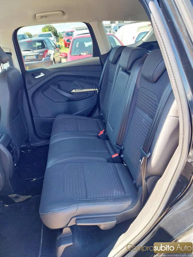 FORD Kuga 1.5 TDCI 120 CV S&S 2WD Powershift Titanium Busine