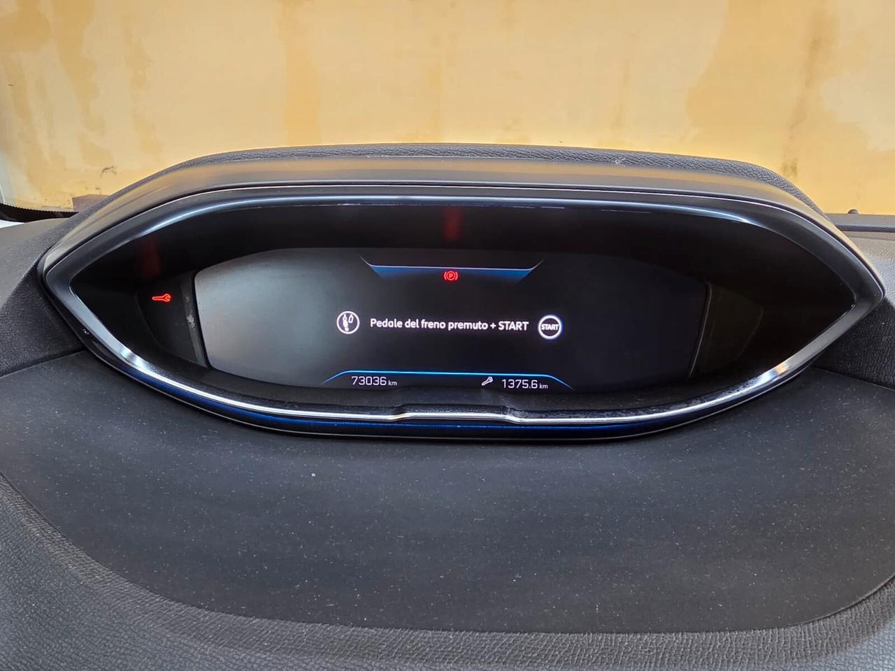 Peugeot 3008 BlueHDi 130 S&S EAT8 Active Pack