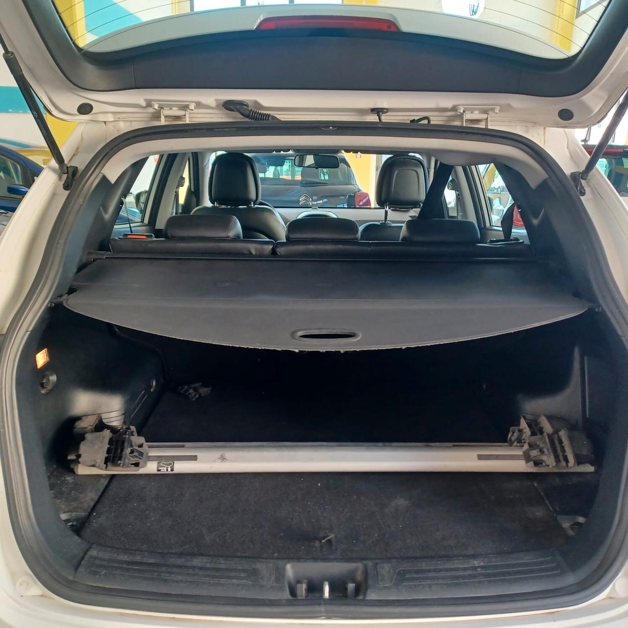 SEMBRA NUOVA HYUNDAI IX35 1.7 TDI