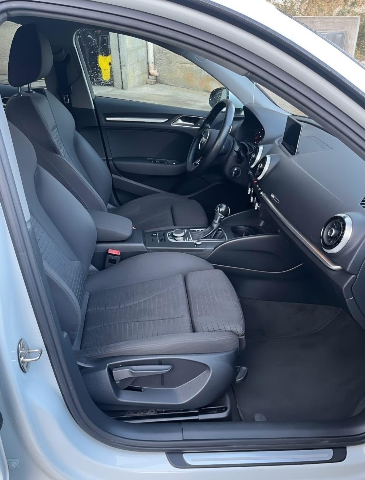 Audi A3 SPB 2.0 TDI S tronic Sport
