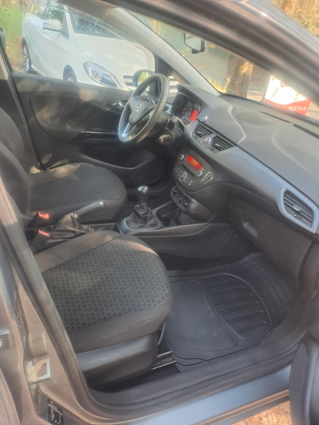 Opel Corsa 1.2 5 porte Innovation km 78mila