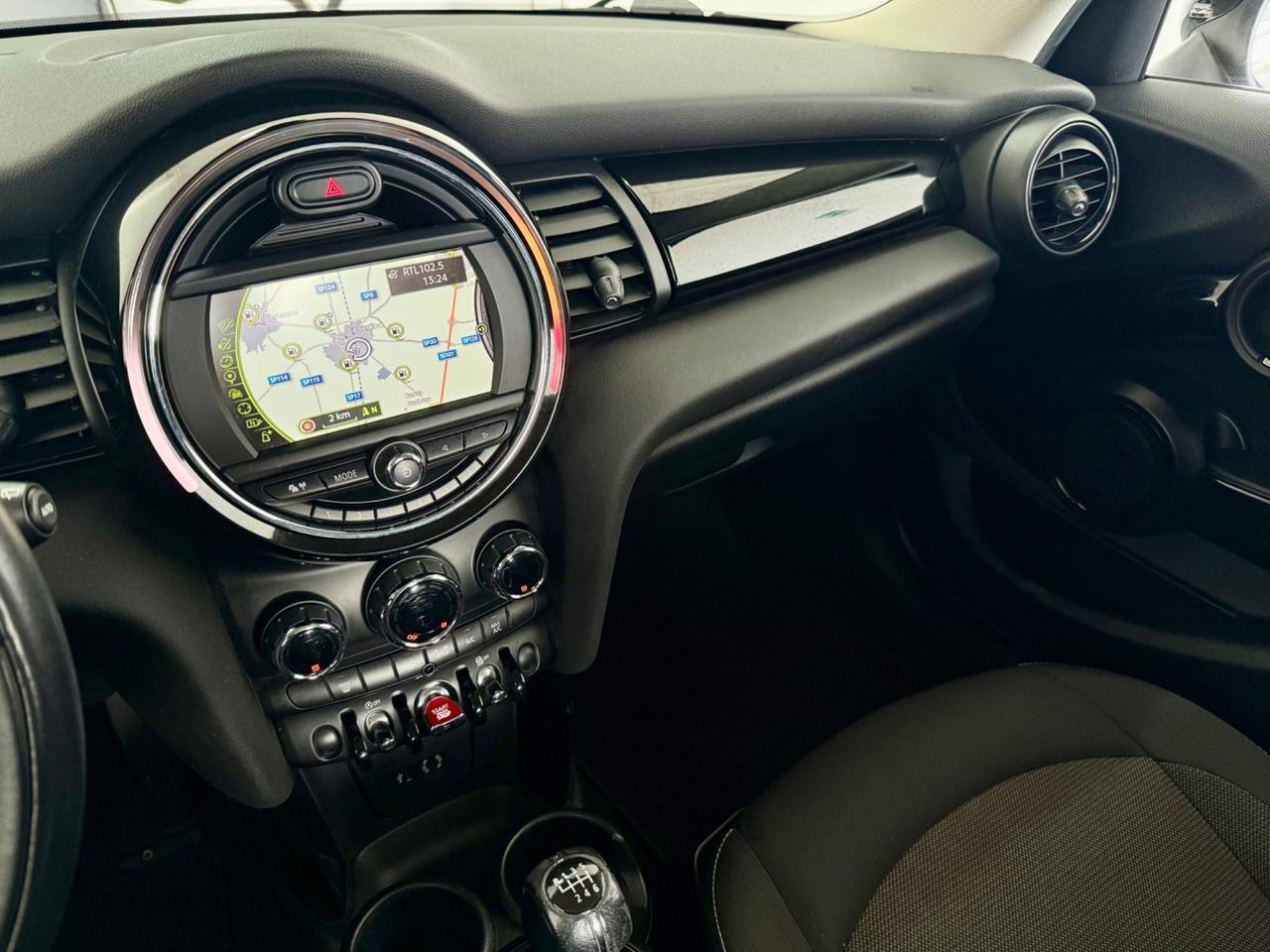 Mini 1.5 Cooper D 5 porte