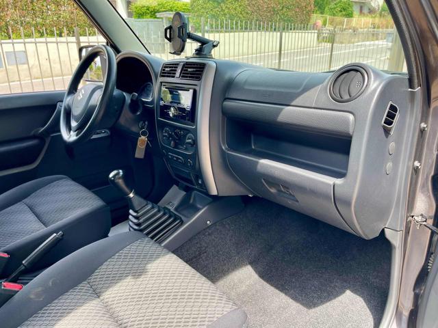 SUZUKI Jimny 1.3 4WD Evolution E6