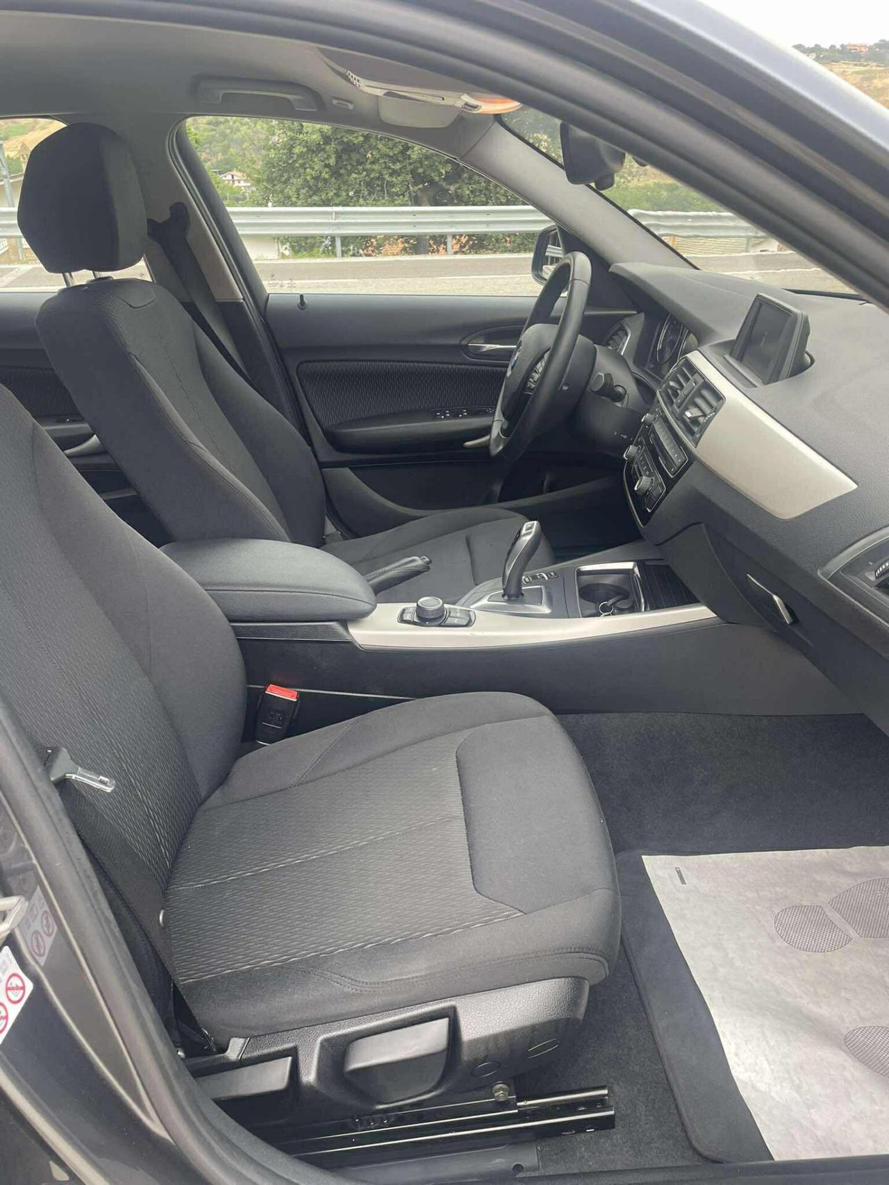 Bmw 118 118d 5p. Business