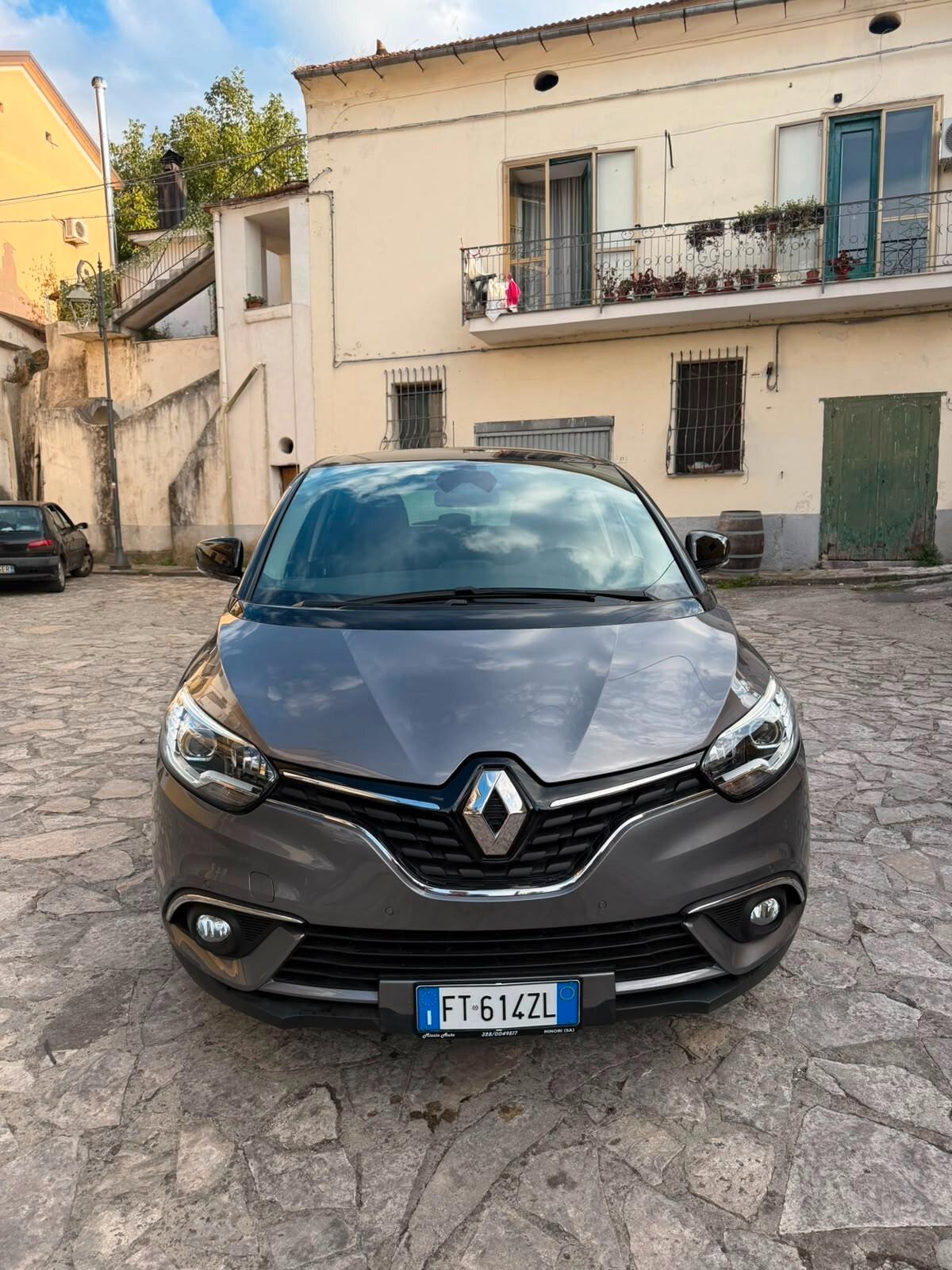 Renault Grand Scenic Blue dCi 120 CV Initiale Paris