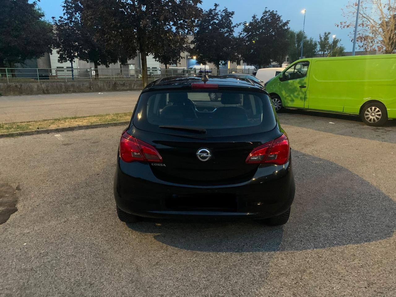 Opel Corsa 1.4 90CV GPL Tech 5 porte
