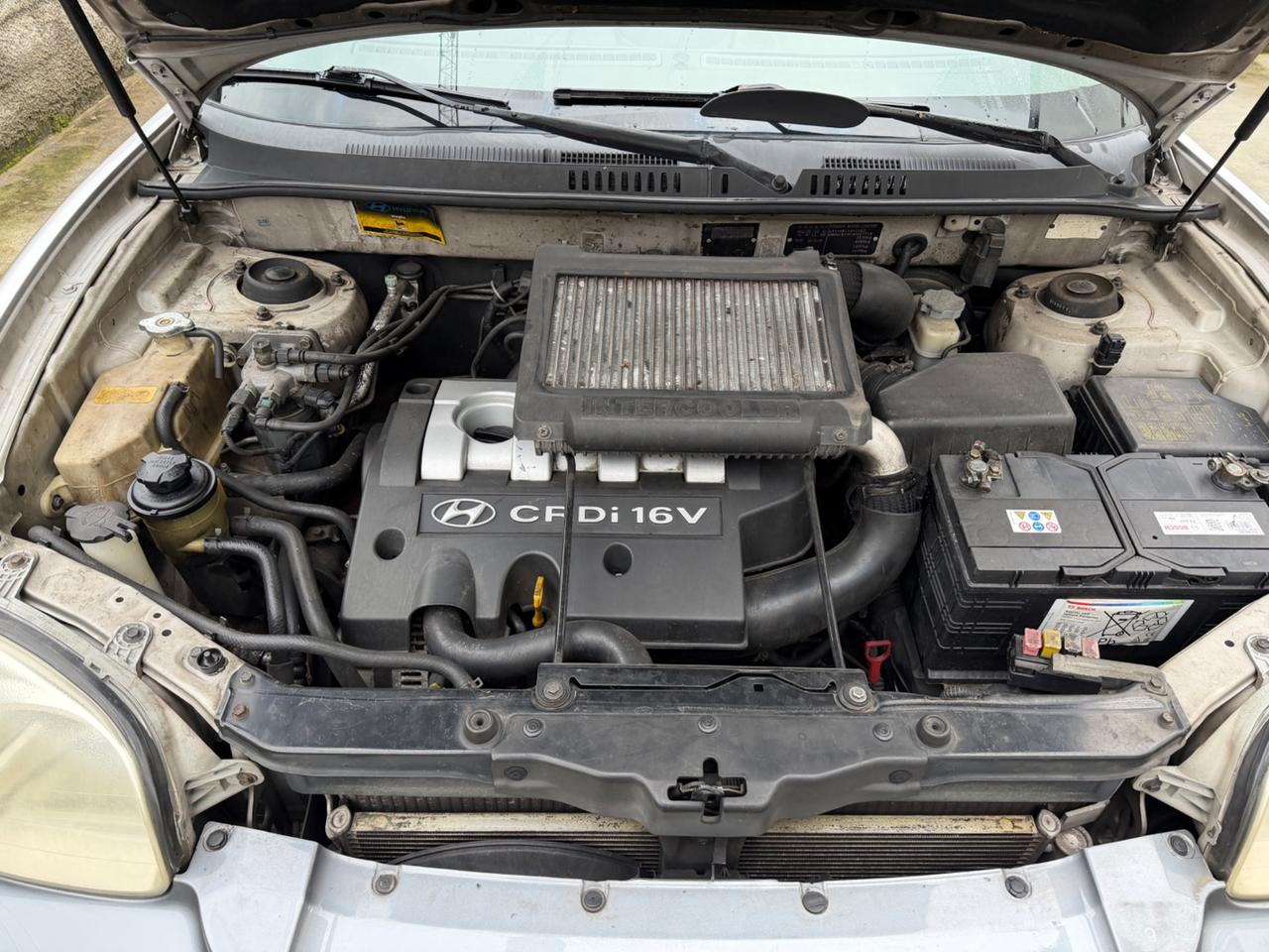 HYUNDAI SANTA Fe 2.0CRDi 4X4 4WD GANCIO TRAINO 1850KG