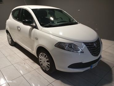 Lancia Ypsilon del 2013 BENZINA / GPL FINO 2033