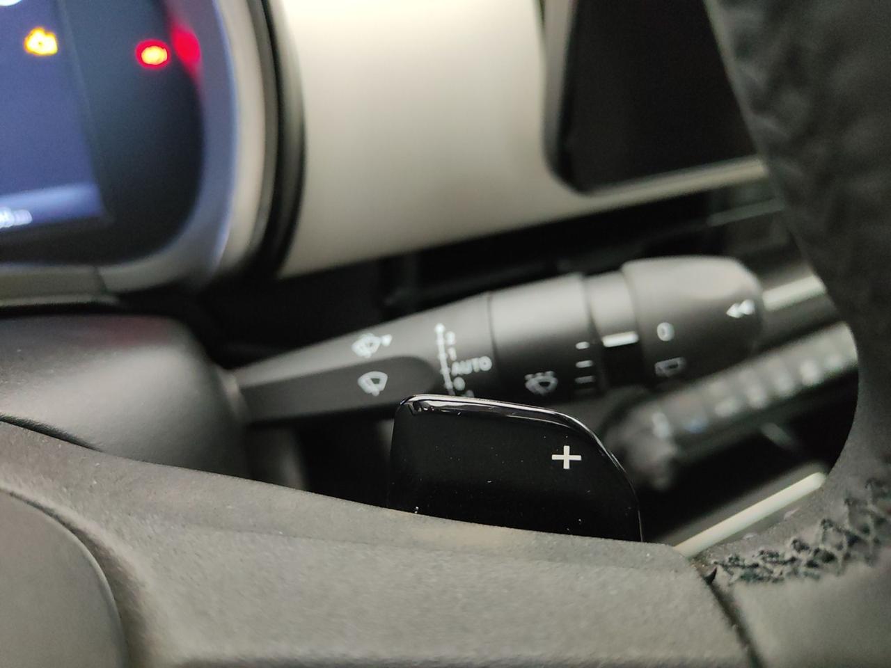 FIAT 600 IV 2023 1.2 MHEV 110CV DCT LA PRIMA