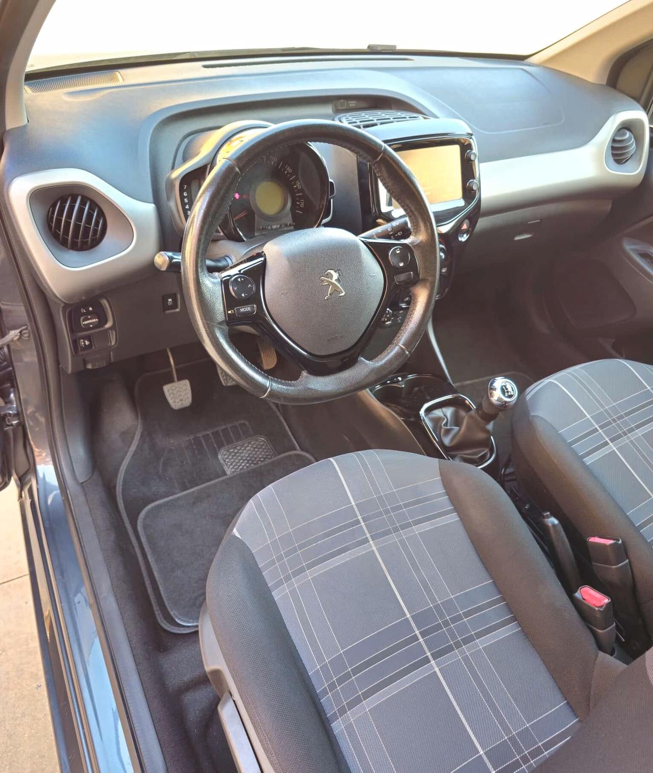 Peugeot 108 VTi 68 5 porte Allure