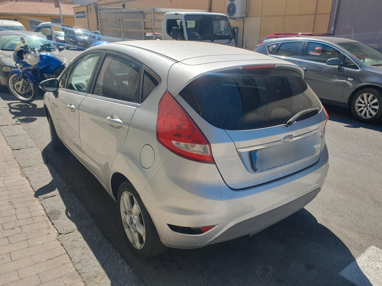 Ford Fiesta 1.2 82 CV 5 porte MOTORE DA SOSTITUIRE