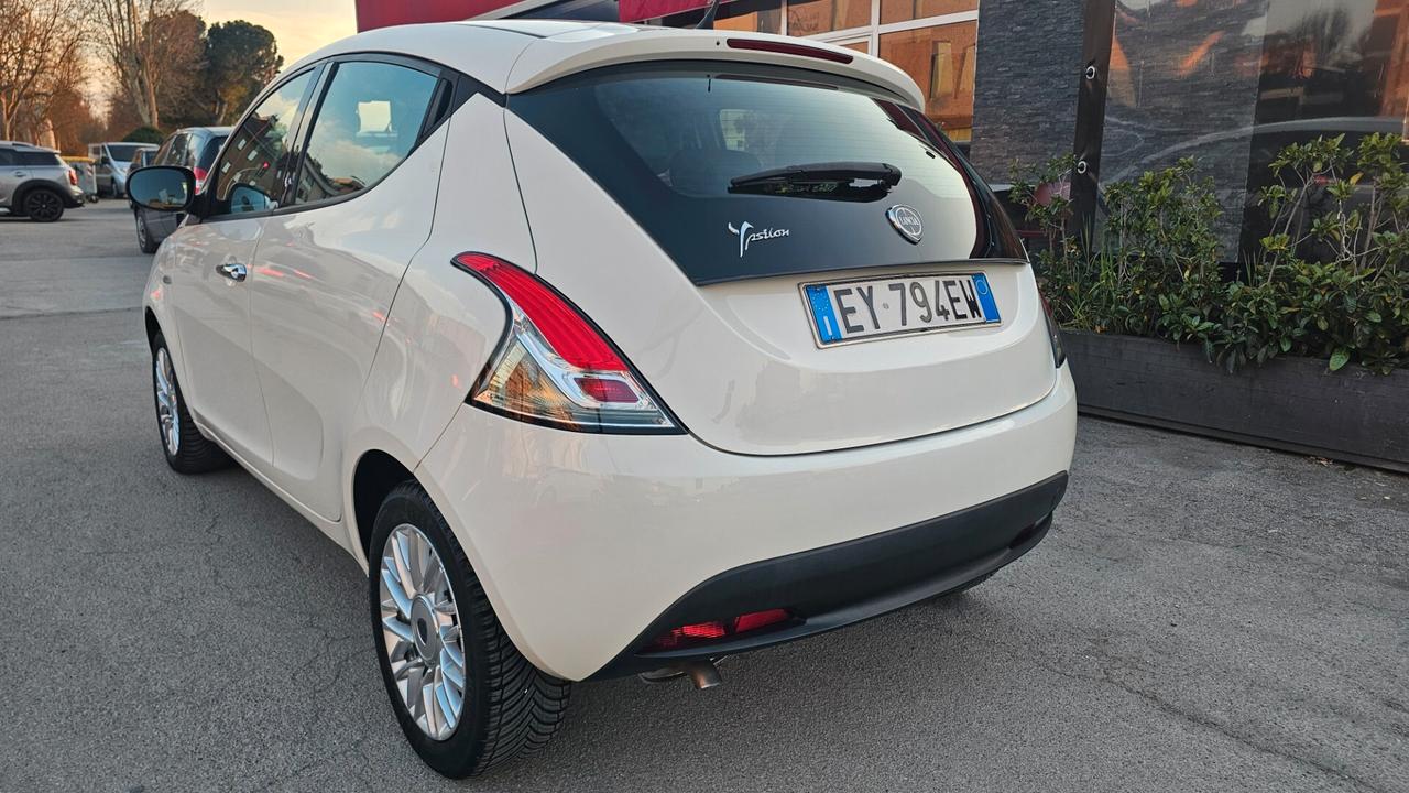 Lancia Ypsilon 1.3 MJT 16V 95 CV 5 porte S&S Elle