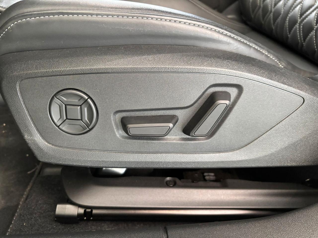 Audi A3 allstreet 35 TFSI S tronic Identity Contrast