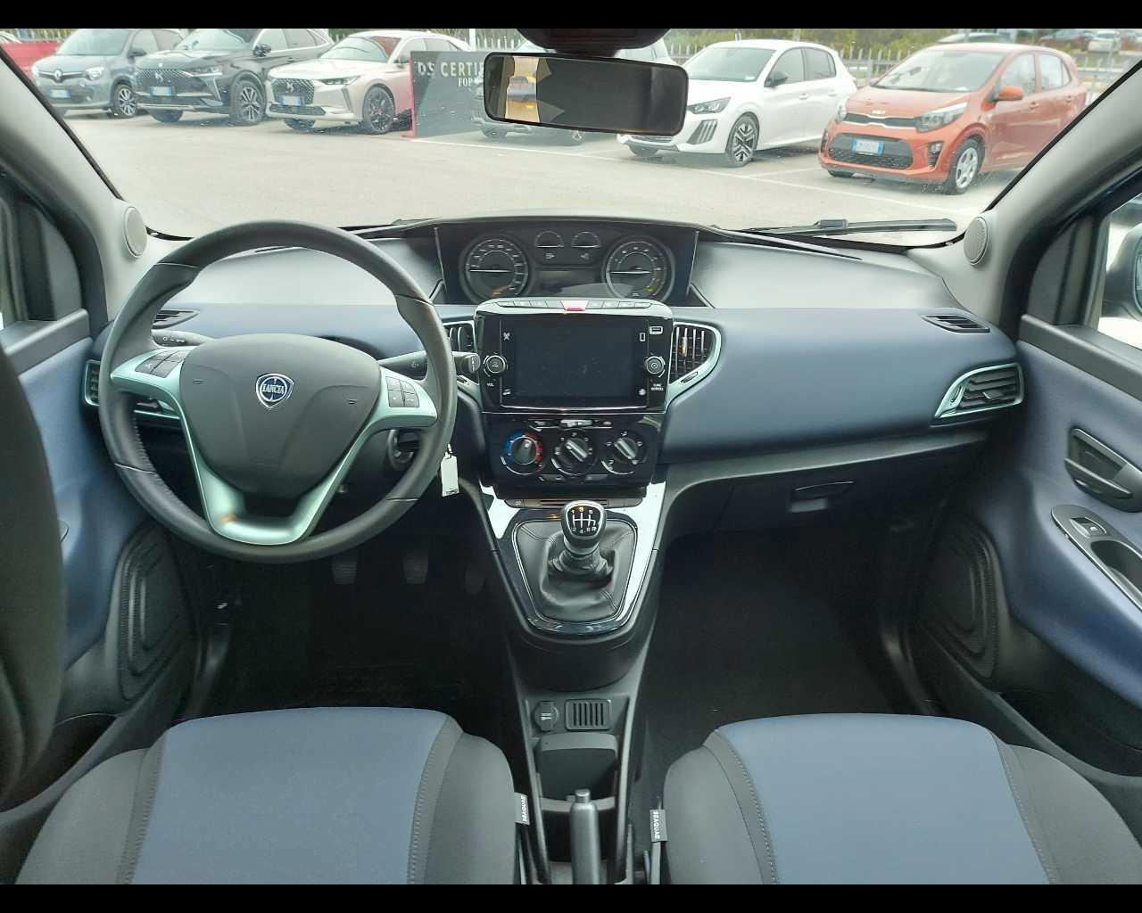 LANCIA Ypsilon 3ª serie - Ypsilon 1.0 FireFly 5 porte S&S Hybrid Gold