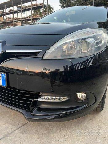 RENAULT Scenic X-Mod 1.5 dCi 110CV Wave