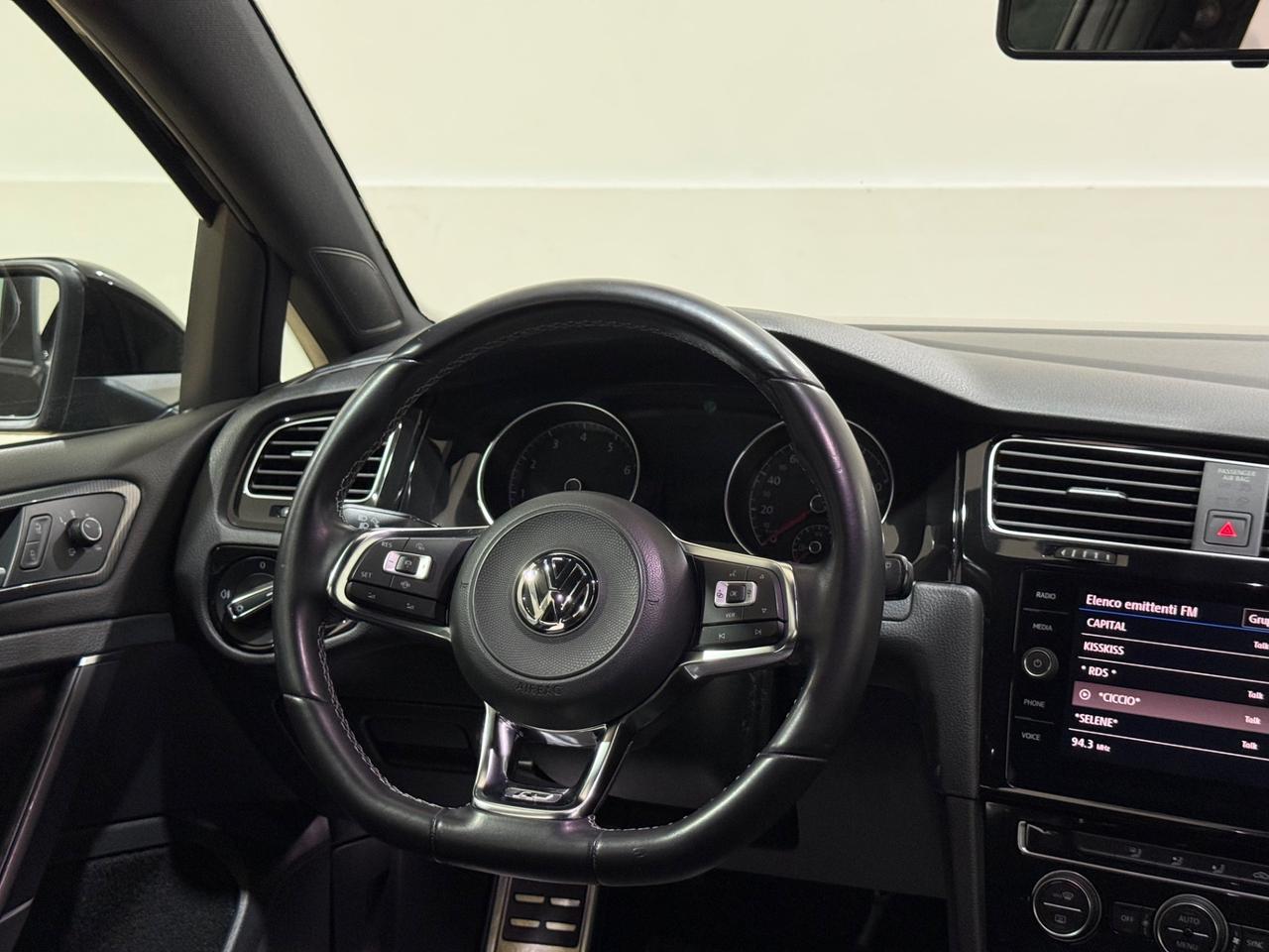 Volkswagen Golf 1.5 TSI ACT 150 cv R Line