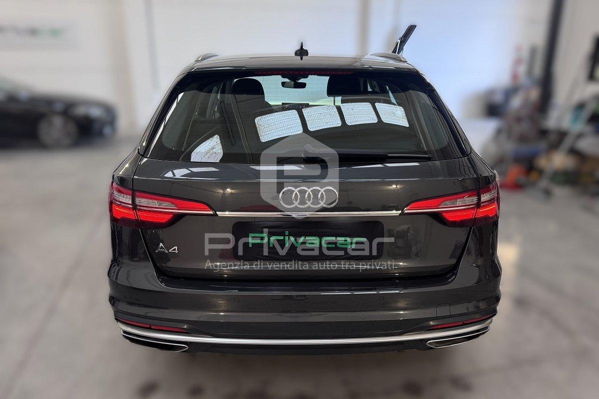 AUDI A4 Avant 30 TDI/136 CV S tronic Business Advanced
