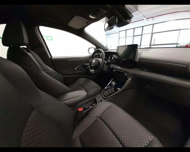 Toyota Yaris IV 1.5h Style