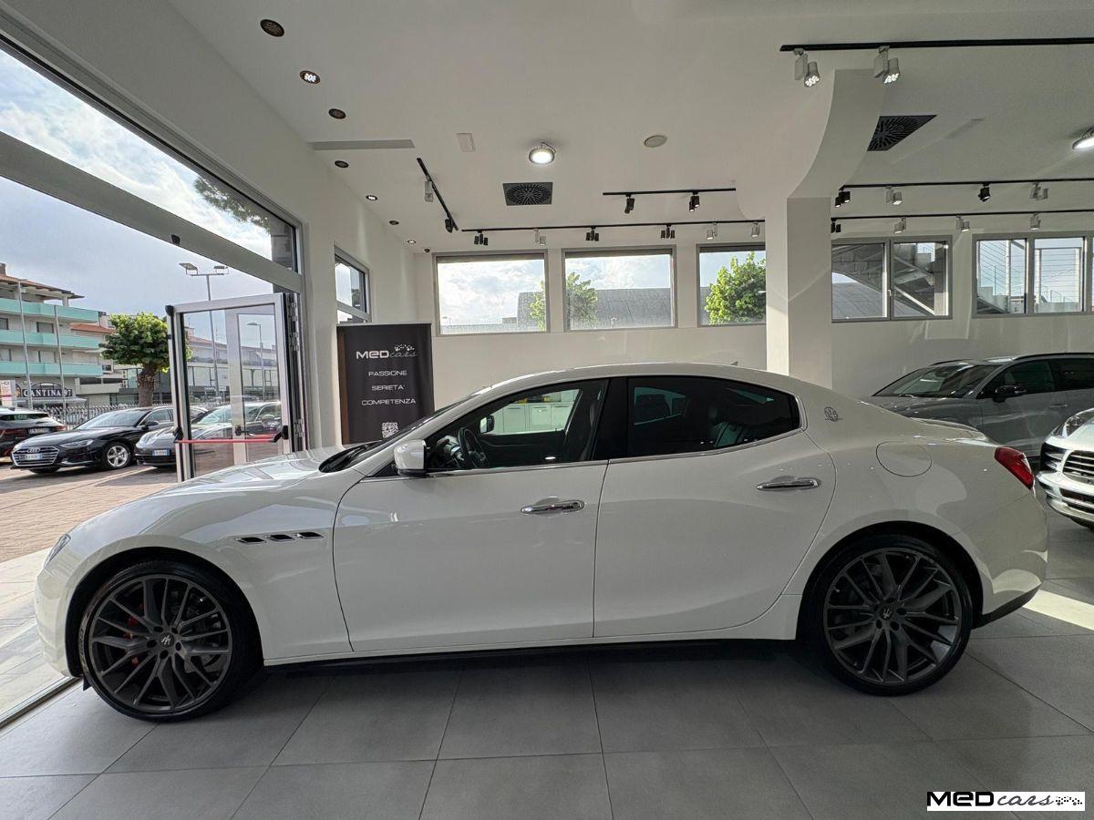 MASERATI - Ghibli - V6 Diesel Gransport