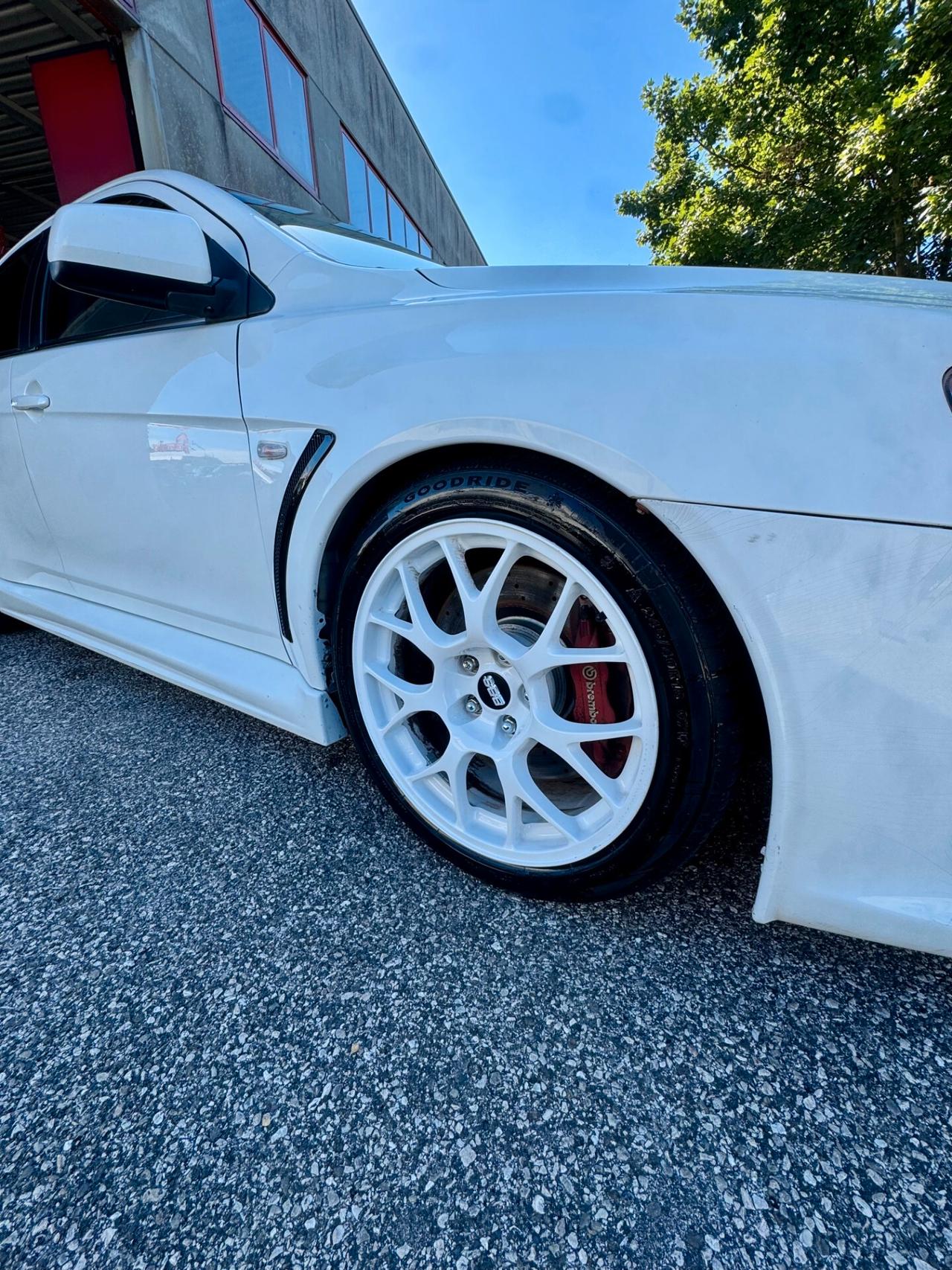 Mitsubishi Lancer Evolution 2.0 T S-AWC MR TC-SST