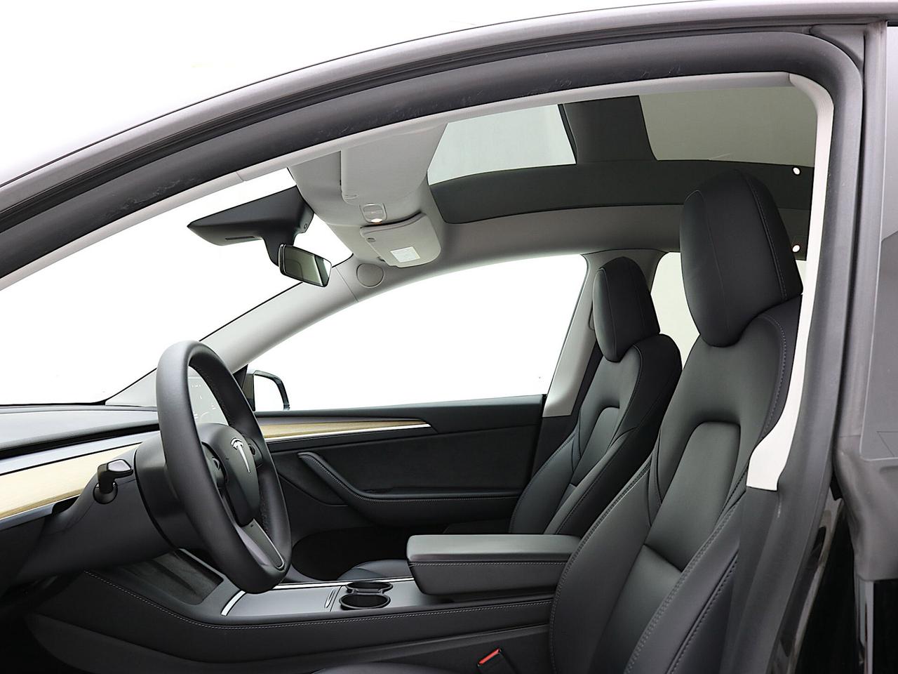 Tesla Model Y Long Range Dual Motor AWD