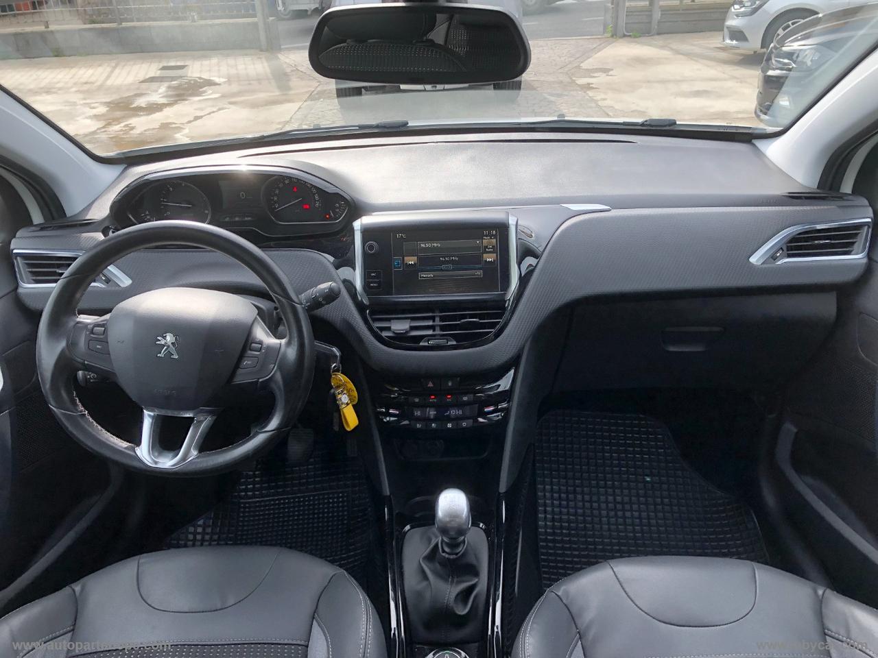 PEUGEOT 2008 BlueHDi 120 S&S Allure