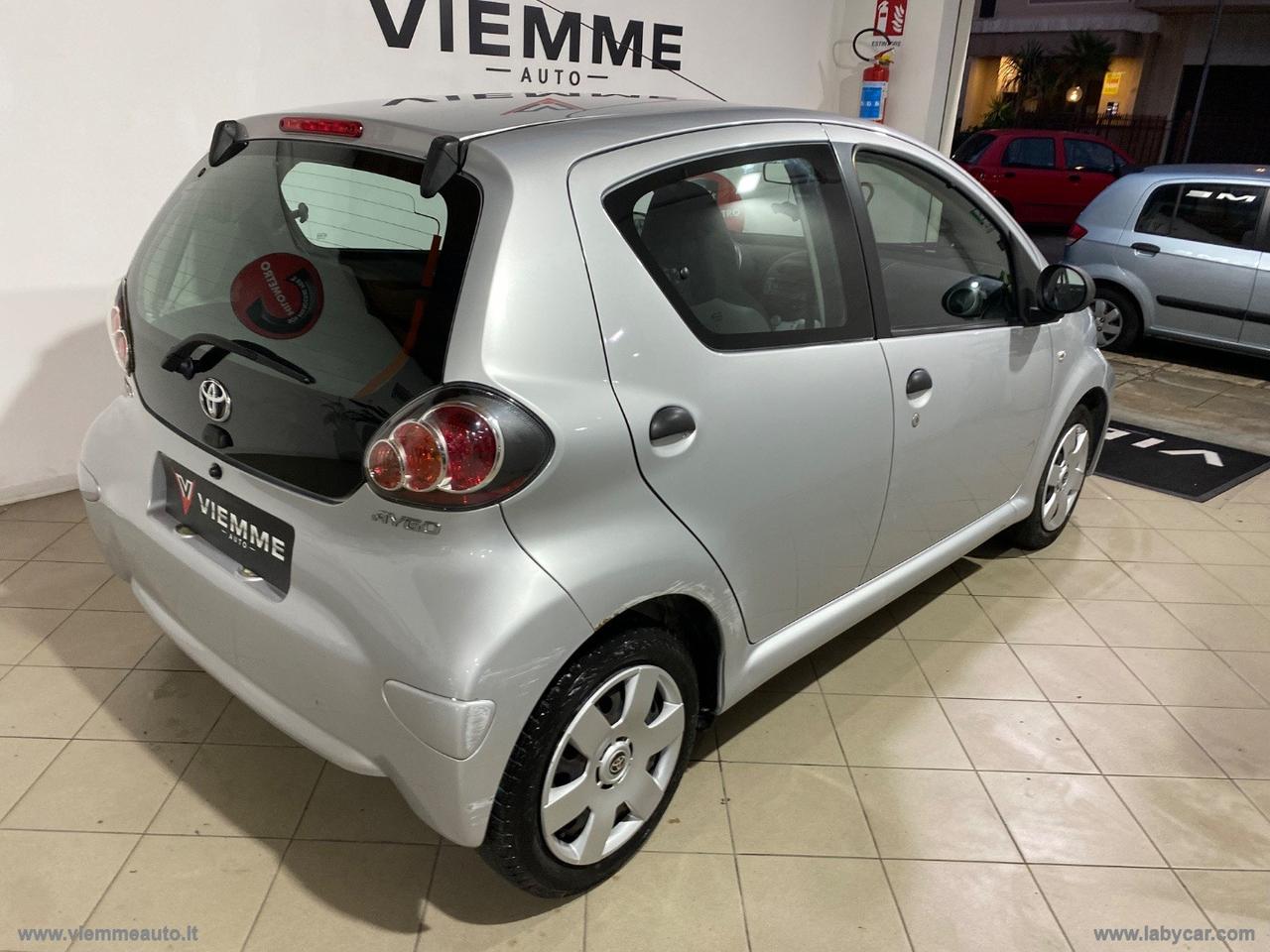 TOYOTA Aygo 1.0 12V VVT-i 5p. Tobasco