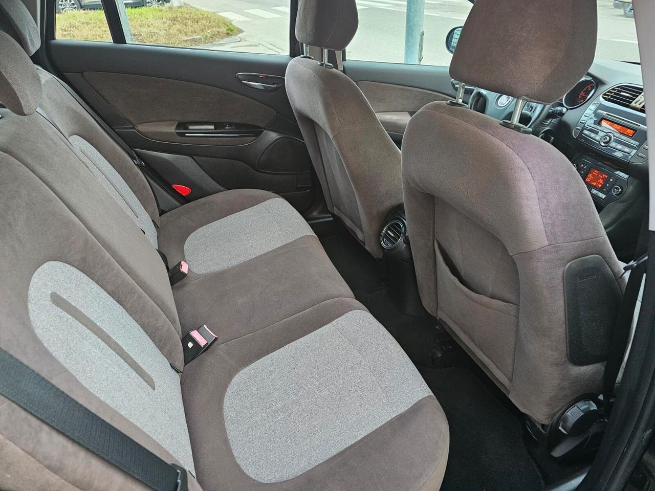 Fiat Bravo 1.6 Multijet 105cv Emotion*Climatronic*17*Unipro*