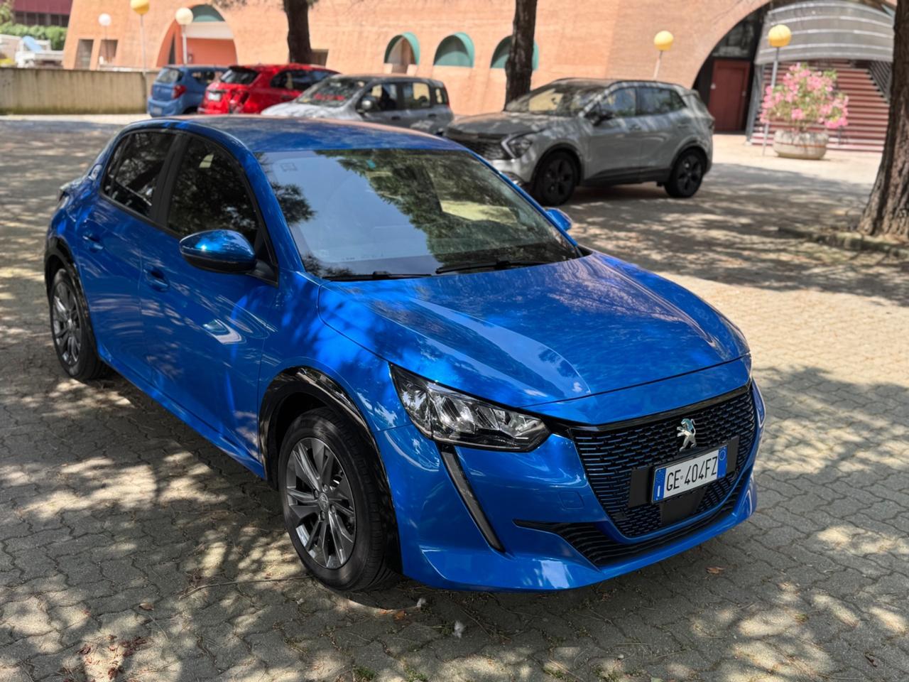 Peugeot 208 motore elettrico 136 CV 5 porte Active Pack