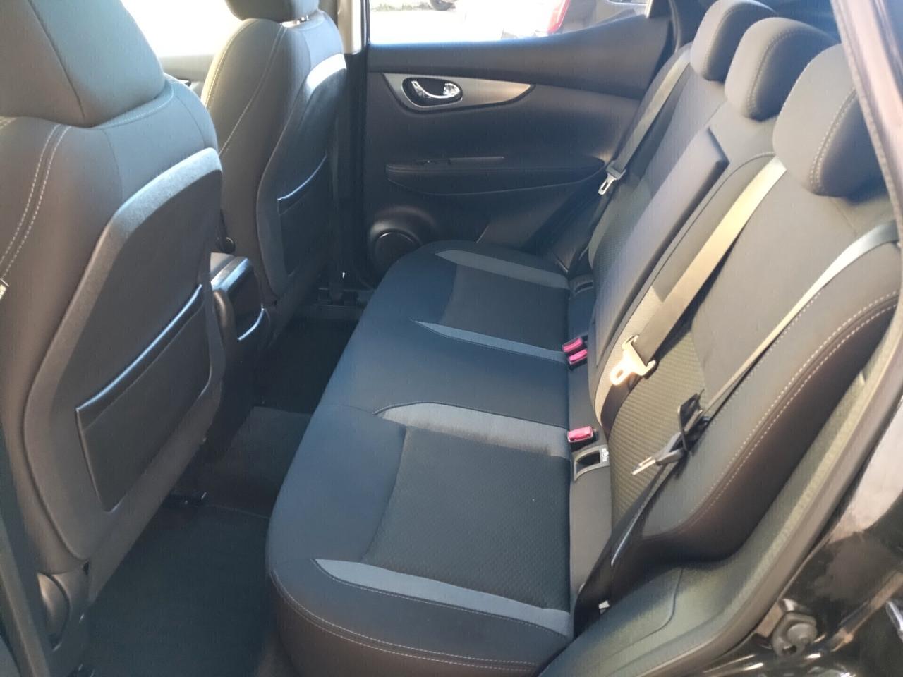 Nissan Qashqai 1.6 dCi N-Connecta