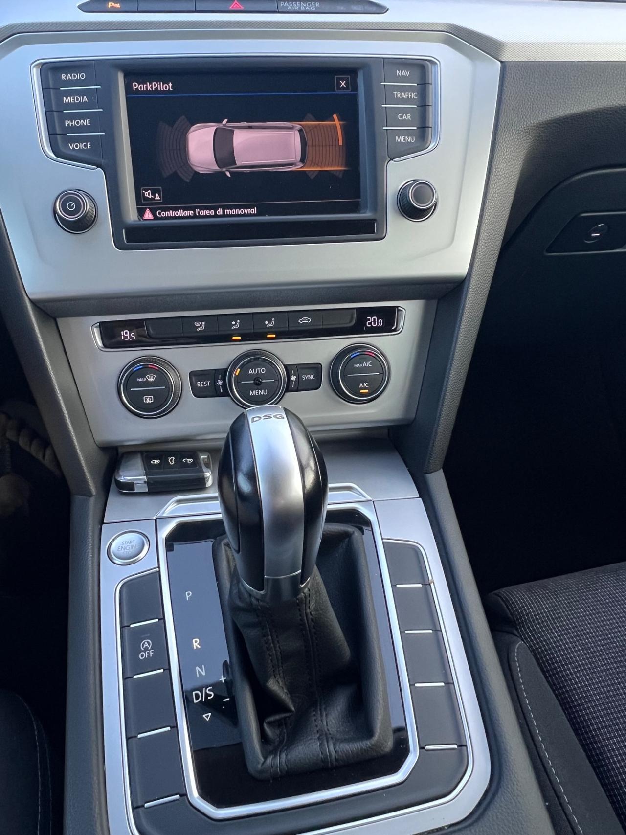 Volkswagen Passat Variant 2.0 TDI DSG Executive BlueMotion Tech.