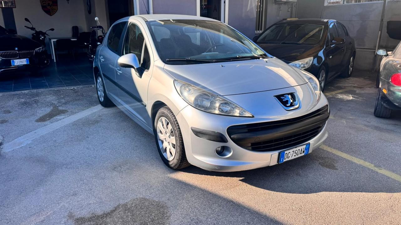 Peugeot 207 1.4 HDi 70CV 5p. X Line auto Apposto in tutto
