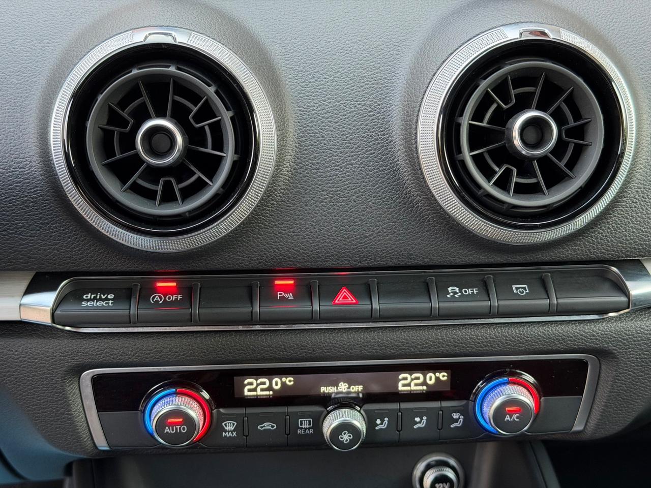 Audi A3 Sedan 2.0 TDI Sline