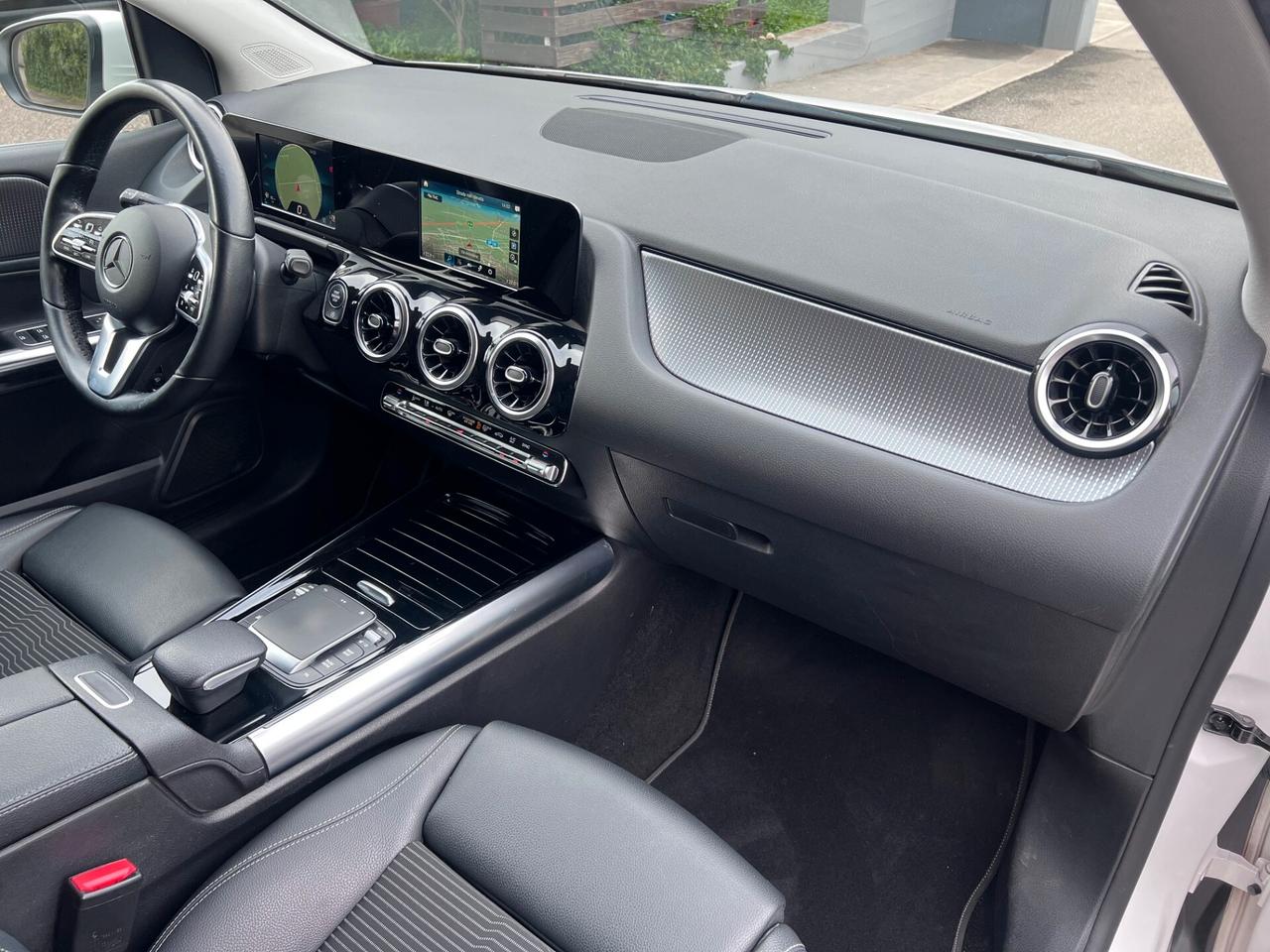 Mercedes-benz B 200 d 150cv Sport Plus auto LED/NAVI/PELLE/18 PERFETTA