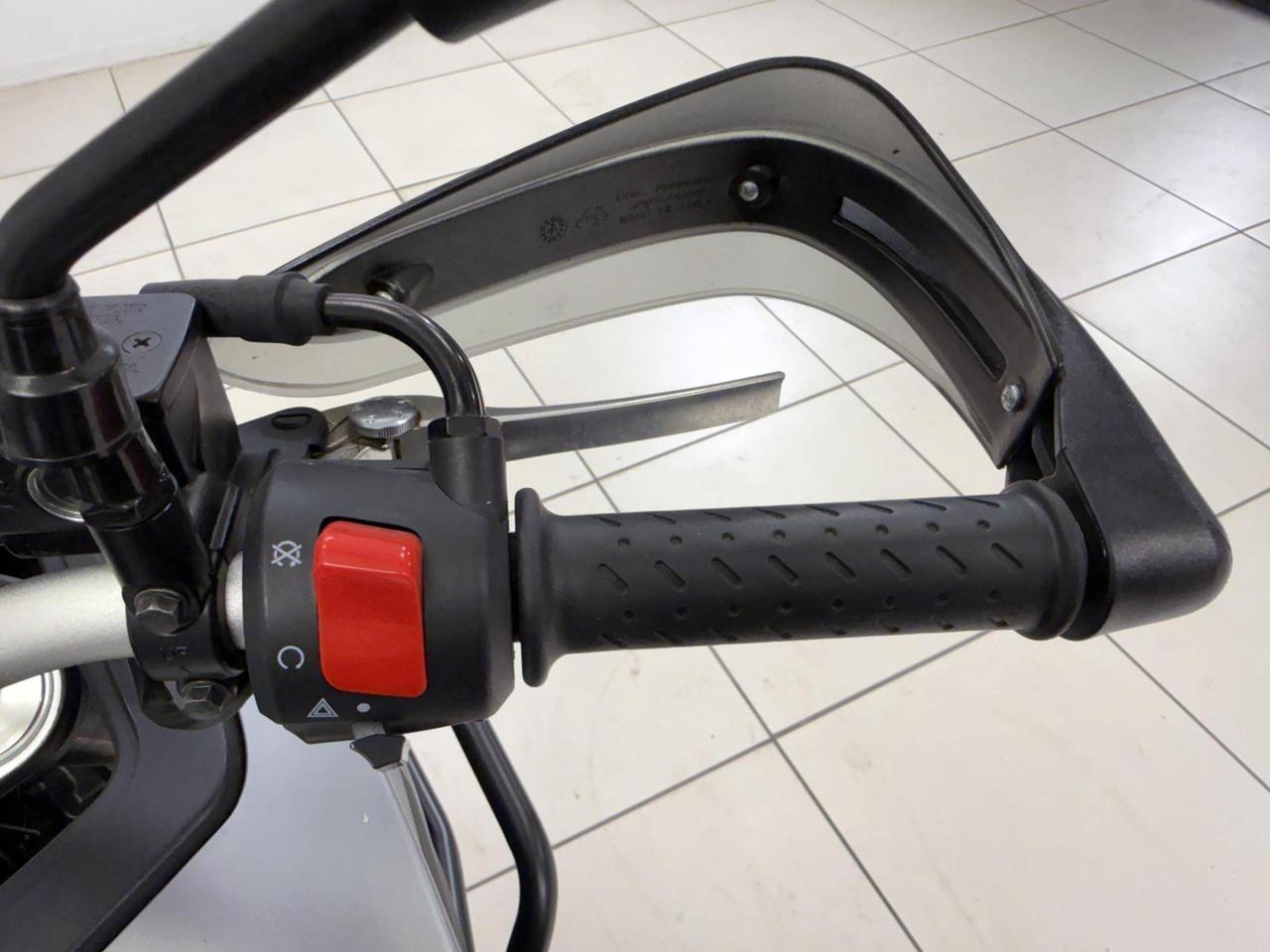 VOGE Valico 500 DSX c/borse