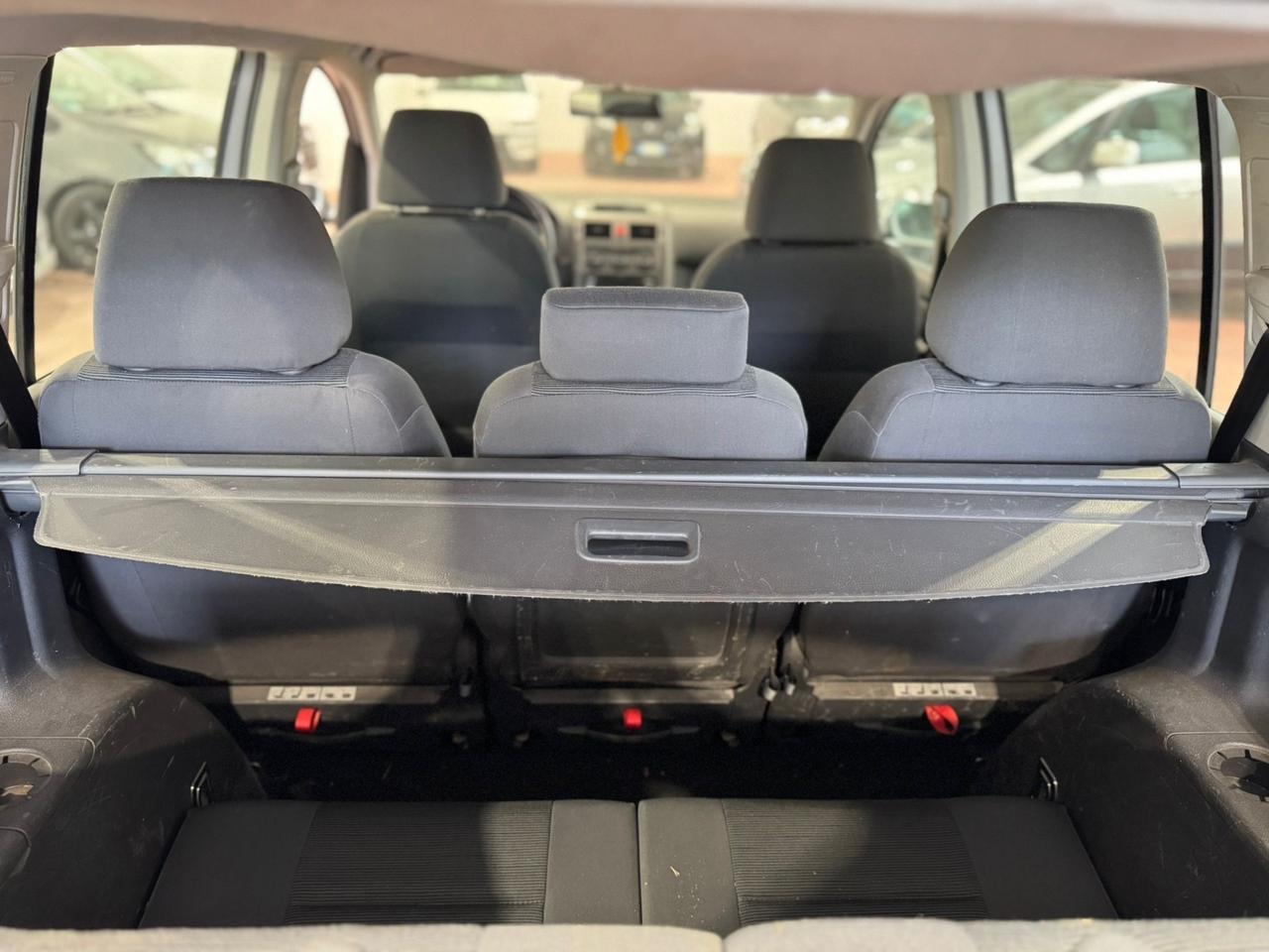 Volkswagen Touran 1.9 TDI 105CV Highline 7 POSTI