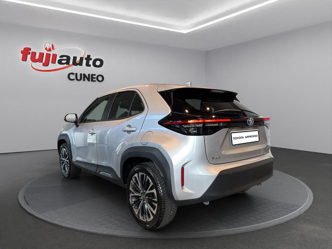 Toyota Yaris Cross 1.5h Lounge fwd 116cv e-cvt