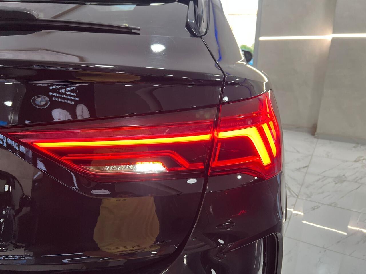 NUOVA AUDI RSQ3 SPORTBACK 2.5 BENZ 400CV S-TRONIC PACK BLACK