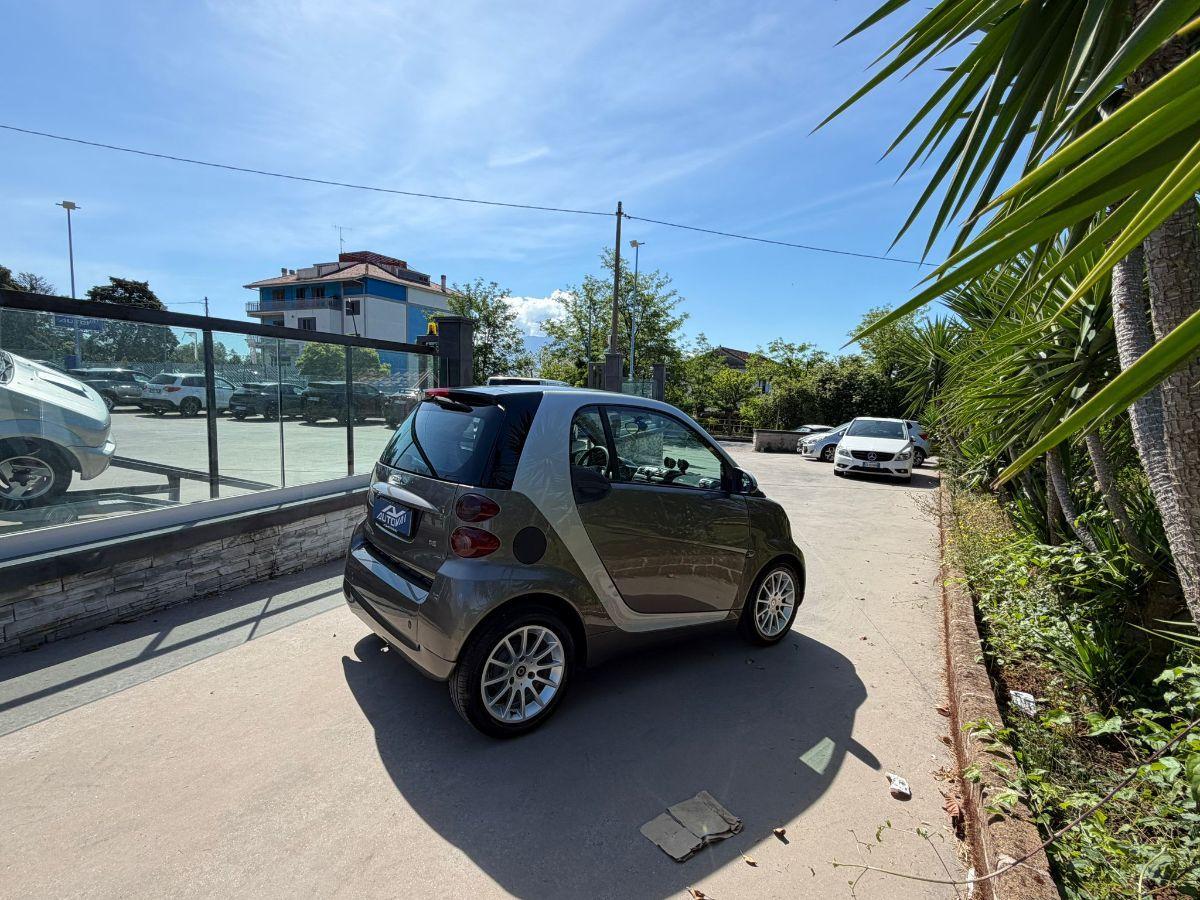 SMART - Fortwo - 800 33 kW coupé passion cdi