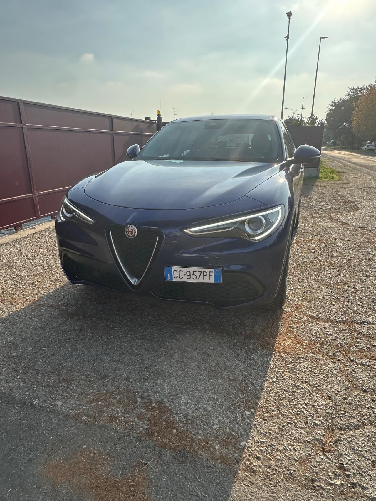 Alfa Romeo Stelvio 2.2 Turbodiesel 190 CV AT8 Q4 Business