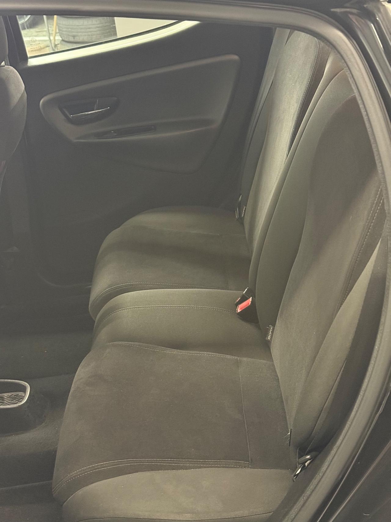 Lancia Ypsilon 0.9 TwinAir 85 CV 5 porte S&S Platinum