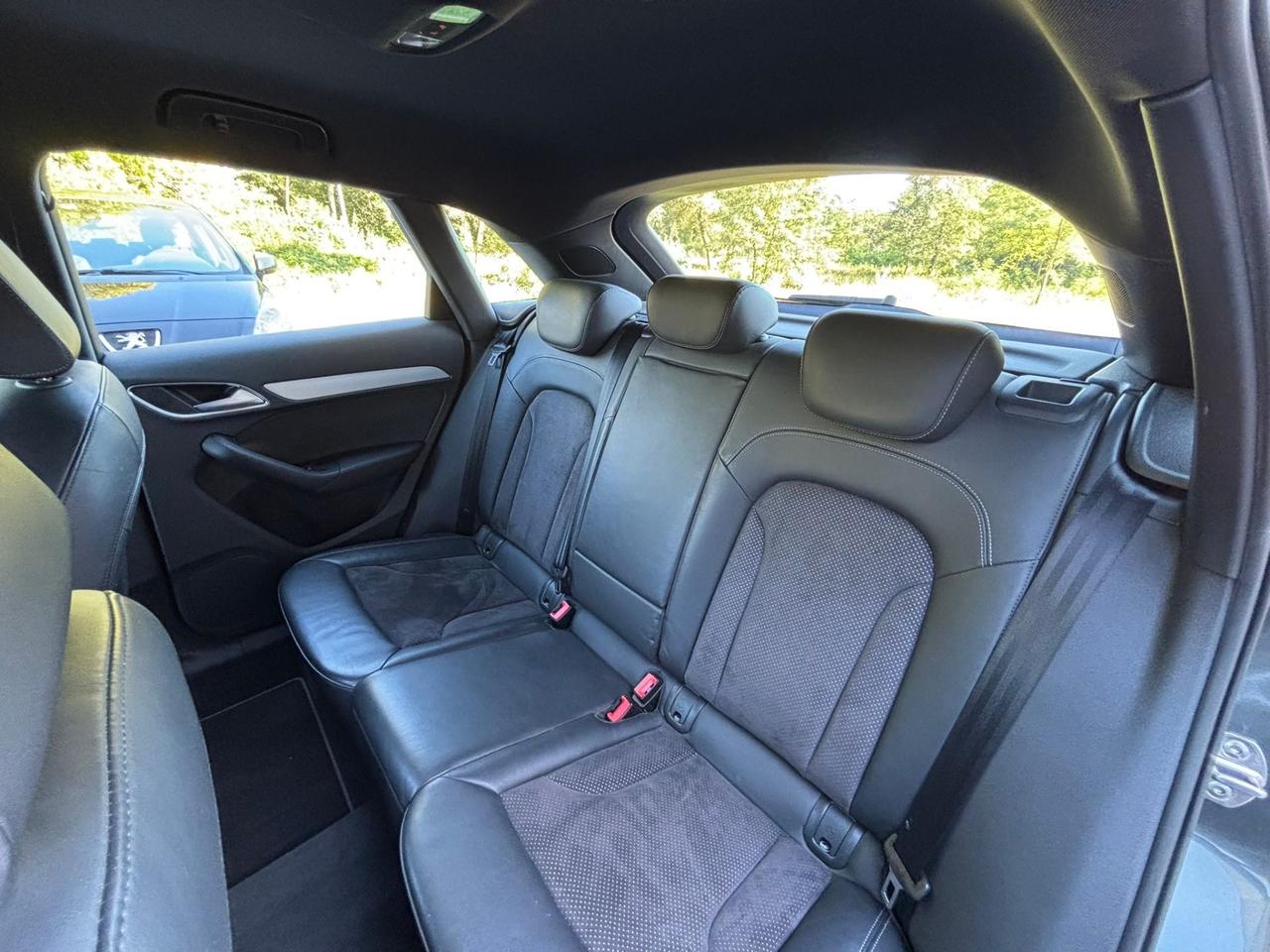 Audi Q3 2.0 TDI quattro S-Line *AUTO*