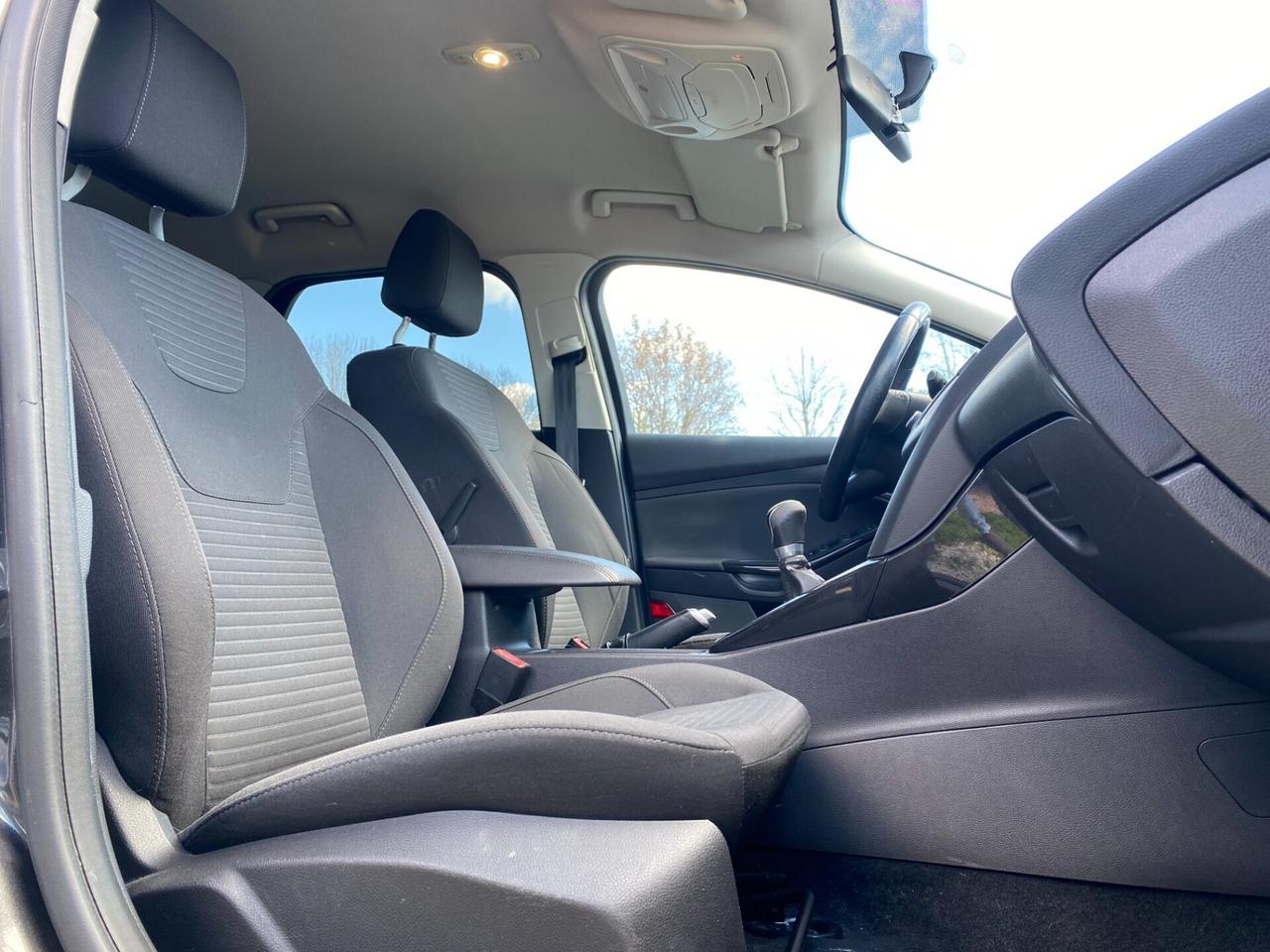 FORD - Focus Station Wagon - 1.6 120 CV GPL SW Tit