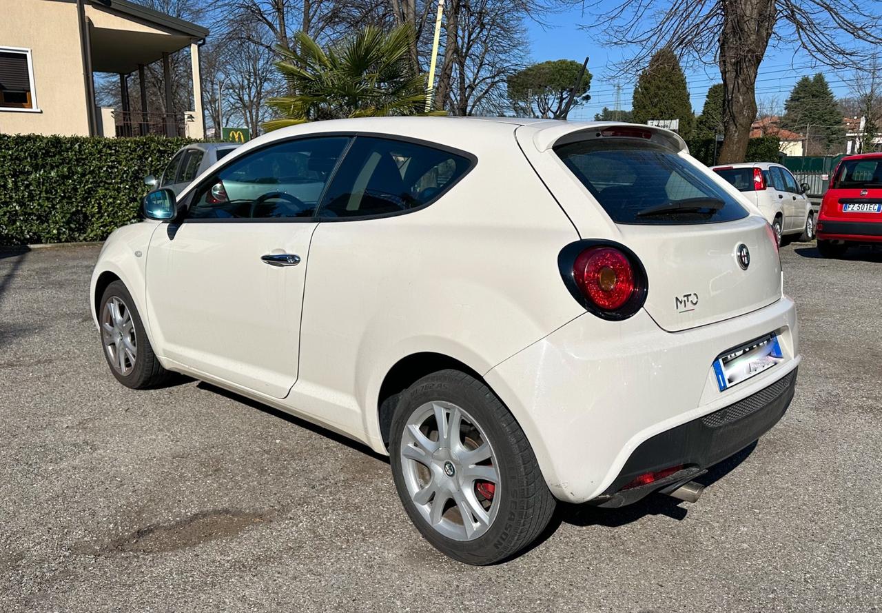 Alfa Romeo MiTo 1.4 78 CV Distinctive Premium Pack