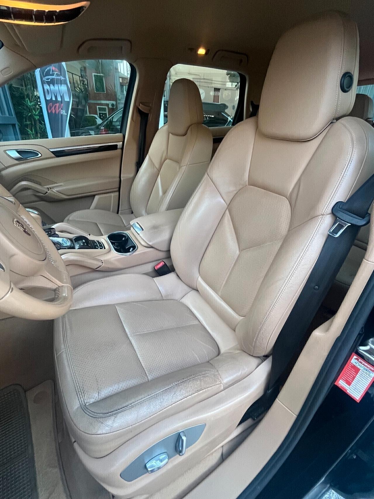 PORSCHE CAYENNE 3.0 V6 TDI 245CV TIPTRONIC PELLE TOTALE
