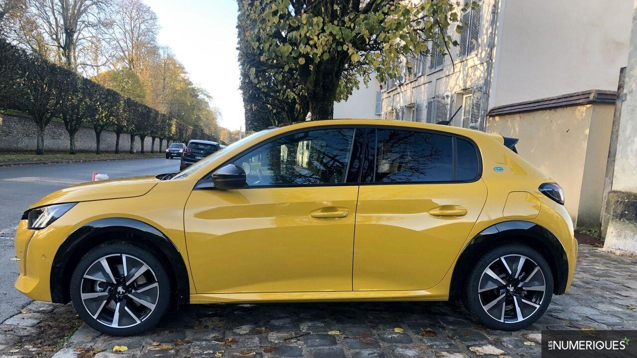 Peugeot 208 PureTech 100 Stop&Start 5 porte Allure
