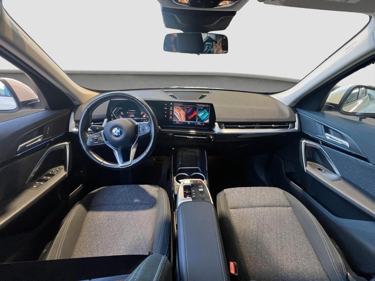 Bmw X1 sDrive18d Essence Edition DCT