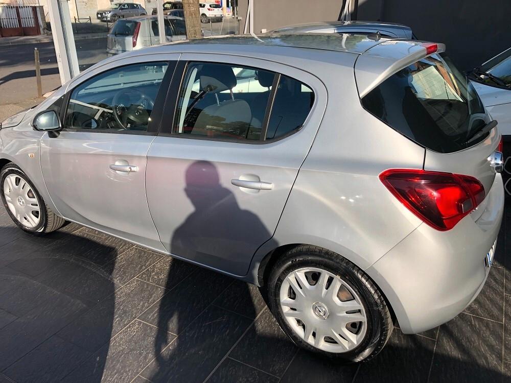 Opel Corsa 1.2 5 porte