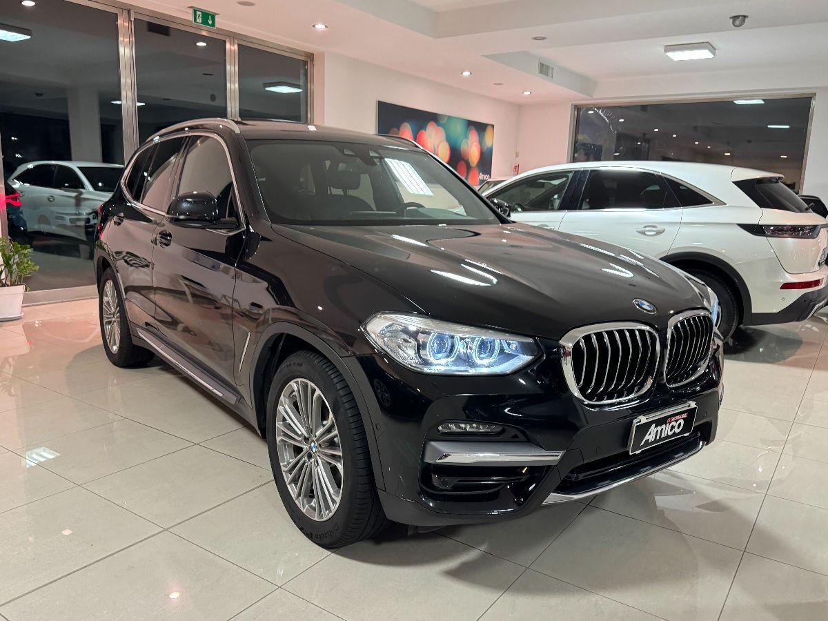 BMW X3 xDrive20d 48V Luxury Line Tetto/Luci Ambient/Pelle+ventilati